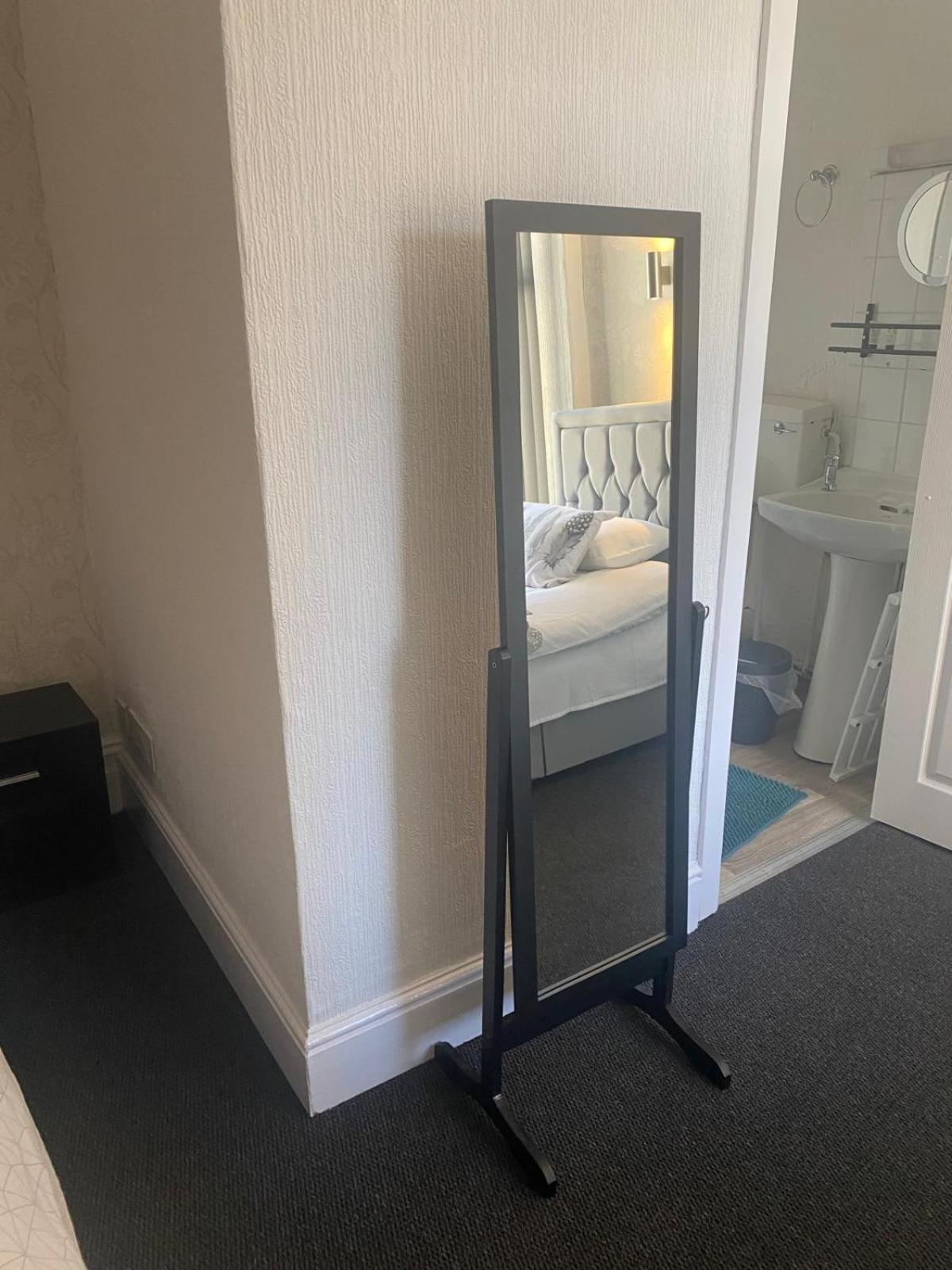 Villa Guest House Porthcawl Room photo
