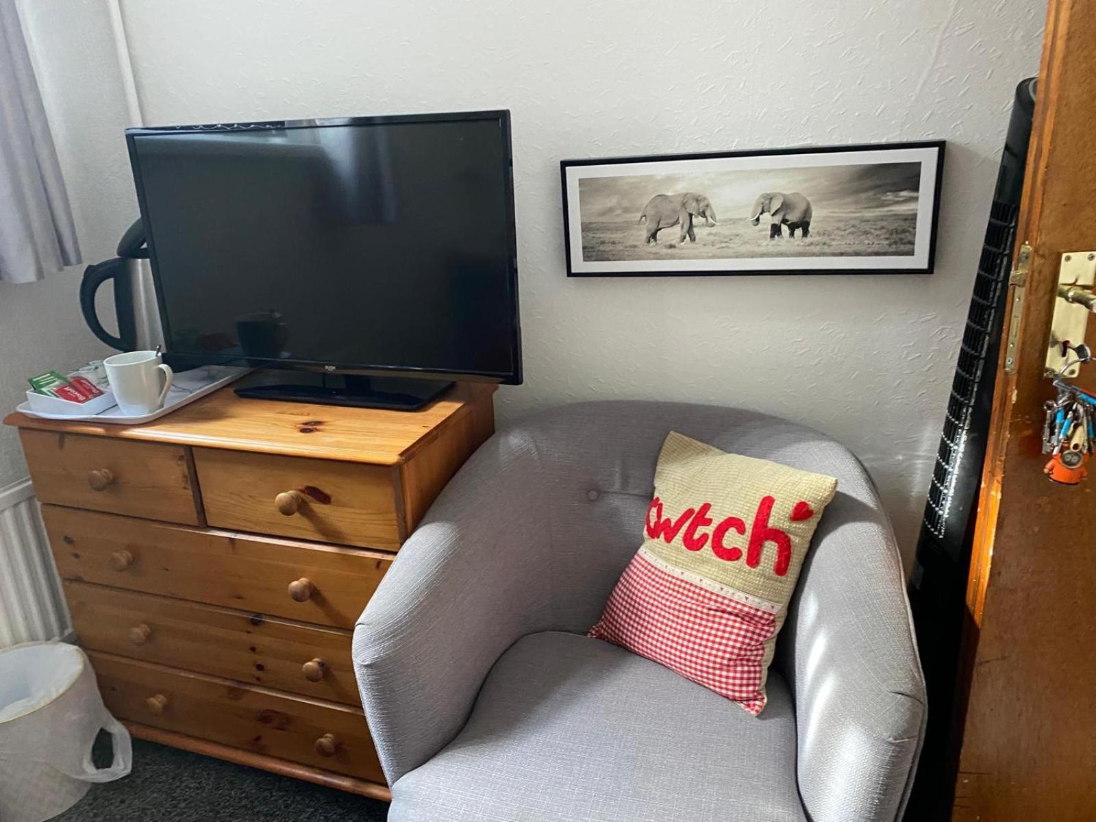 Villa Guest House Porthcawl Room photo